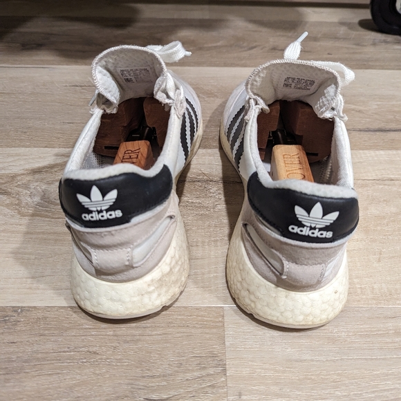 Adidas Iniki (I-5923) - Picture 4 of 4